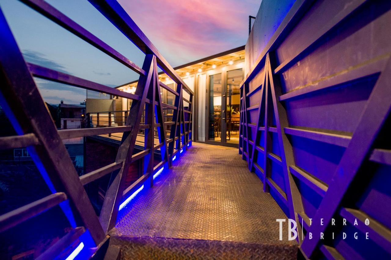 第比利斯 Terra Bridge酒店 外观 照片